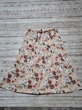 Beige Floral Tiered Maxi Skirt with Pink Rose Print